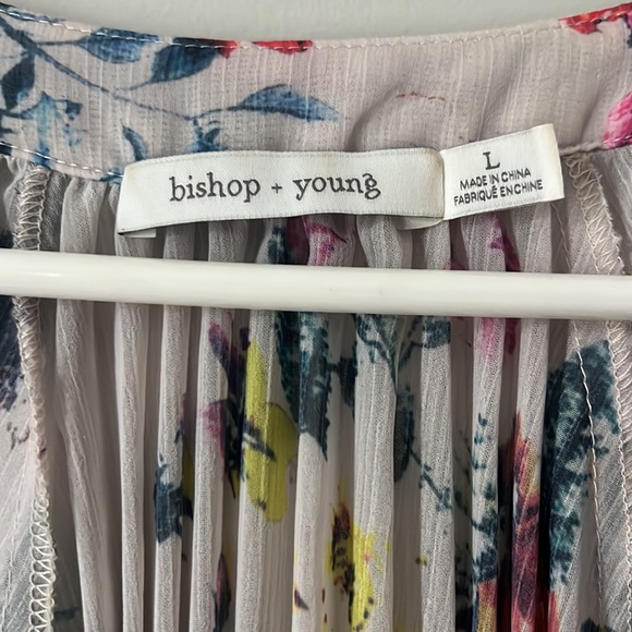 Bishop + Young pleated blouse - Picture 3 of 3
